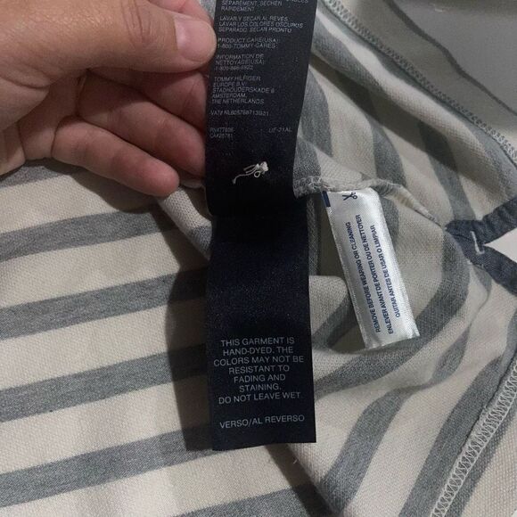 Tommy Hilfiger Navy Ombré Striped Polo - Size Large‎ - Picture 5 of 8